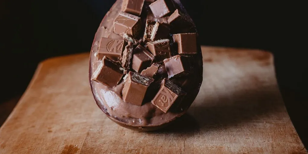 The Chocolate Flavor Wheel Explained: Every Note from Dairy to Defect