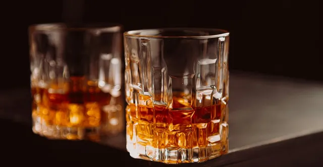 Chocolate and Whiskey Pairing Guide: Flavor Chemistry to Specific Bottles