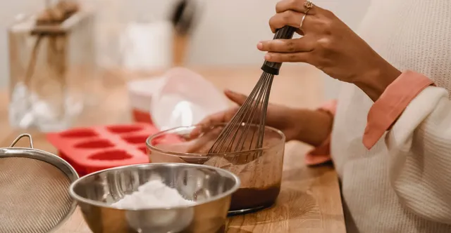 Couverture vs. Compound Chocolate: Key Differences