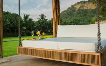 Ecuador Cacao: Nacional, Arriba & the Floral Signature